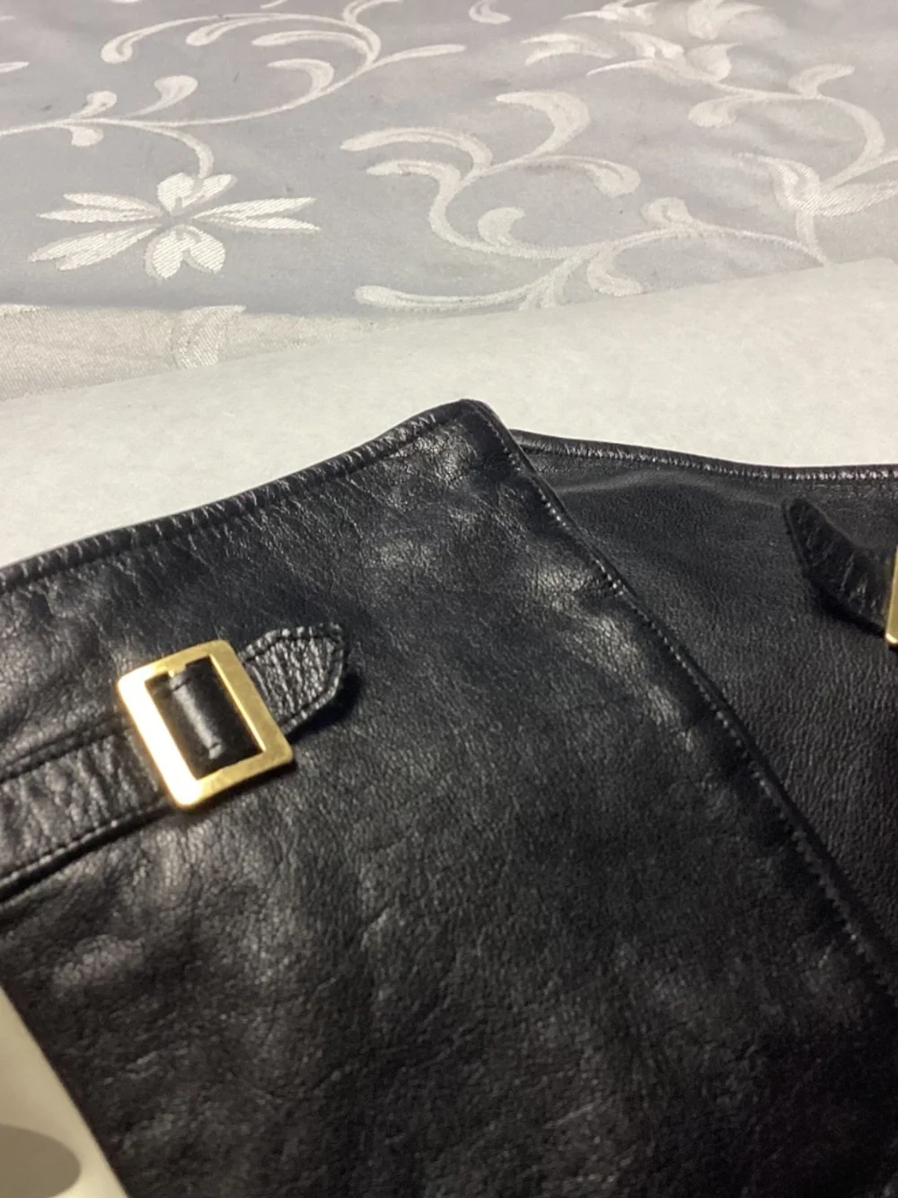 Leather gloves size 8 any my